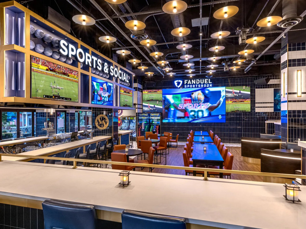 how to run a bar - sports bar interior