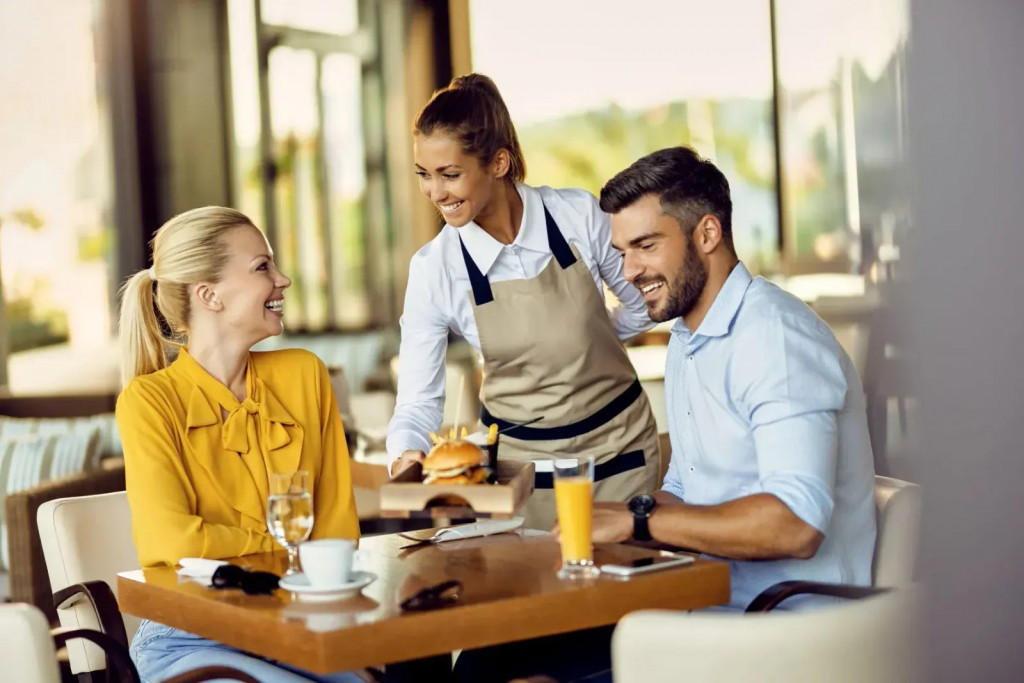 speed of service - serving guests in a restaurant